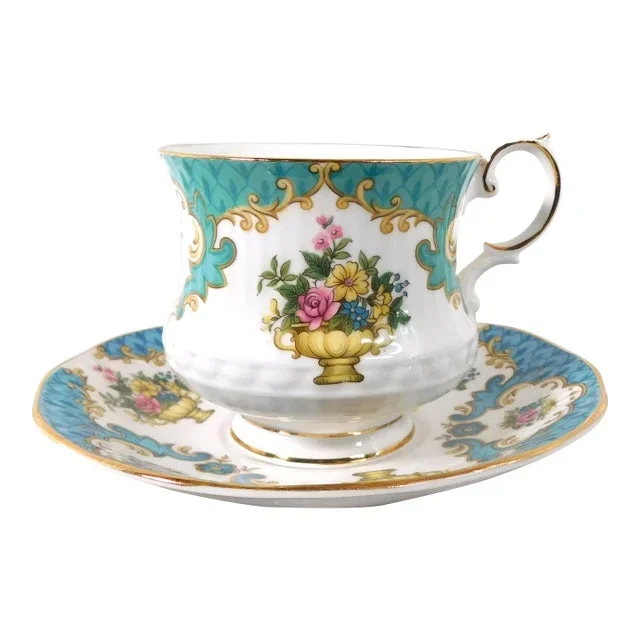 1960s Rosina Queens Teacup in Centenary Colors-Mismatched Colors