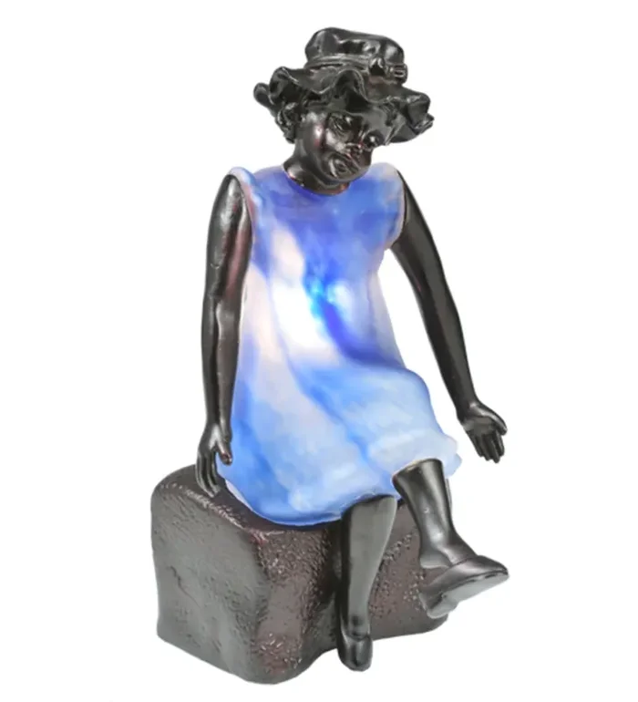 Meyda 9.5″h Silhouette Passing Time Accent Lamp – 24074