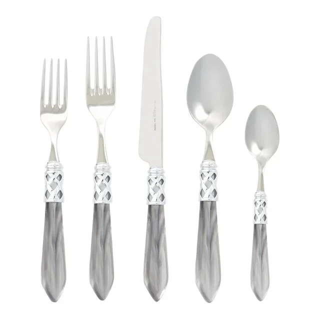 VIETRI Aladdin Brilliant Light Gray Twenty-Piece Flatware Set Set, Service for Four